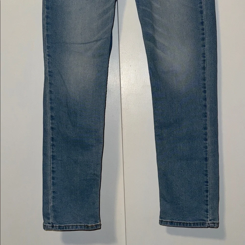 LEVI’S Signature Men’s Slim Jeans Stretch Cotton Light Wash Denim 28 x 30